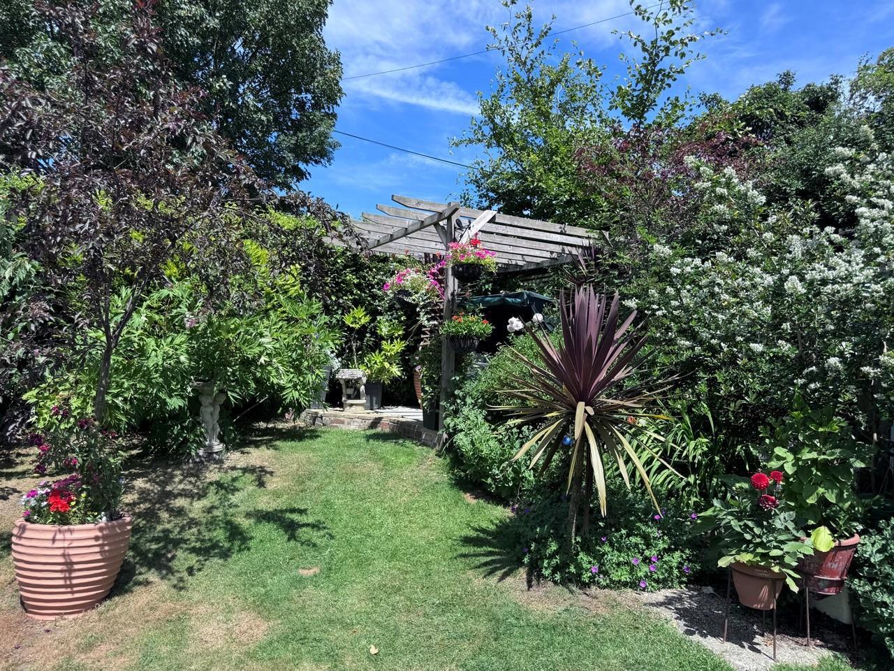 Property Image 0cb618bc-1d43-4e00-809a-61d8ff93f073
