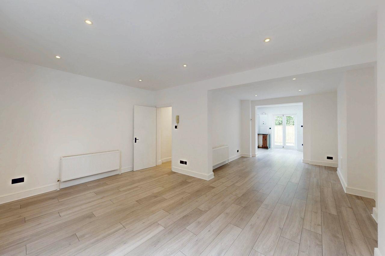 Property Image 0cbf6346-6deb-4cee-9a3e-306167893c19