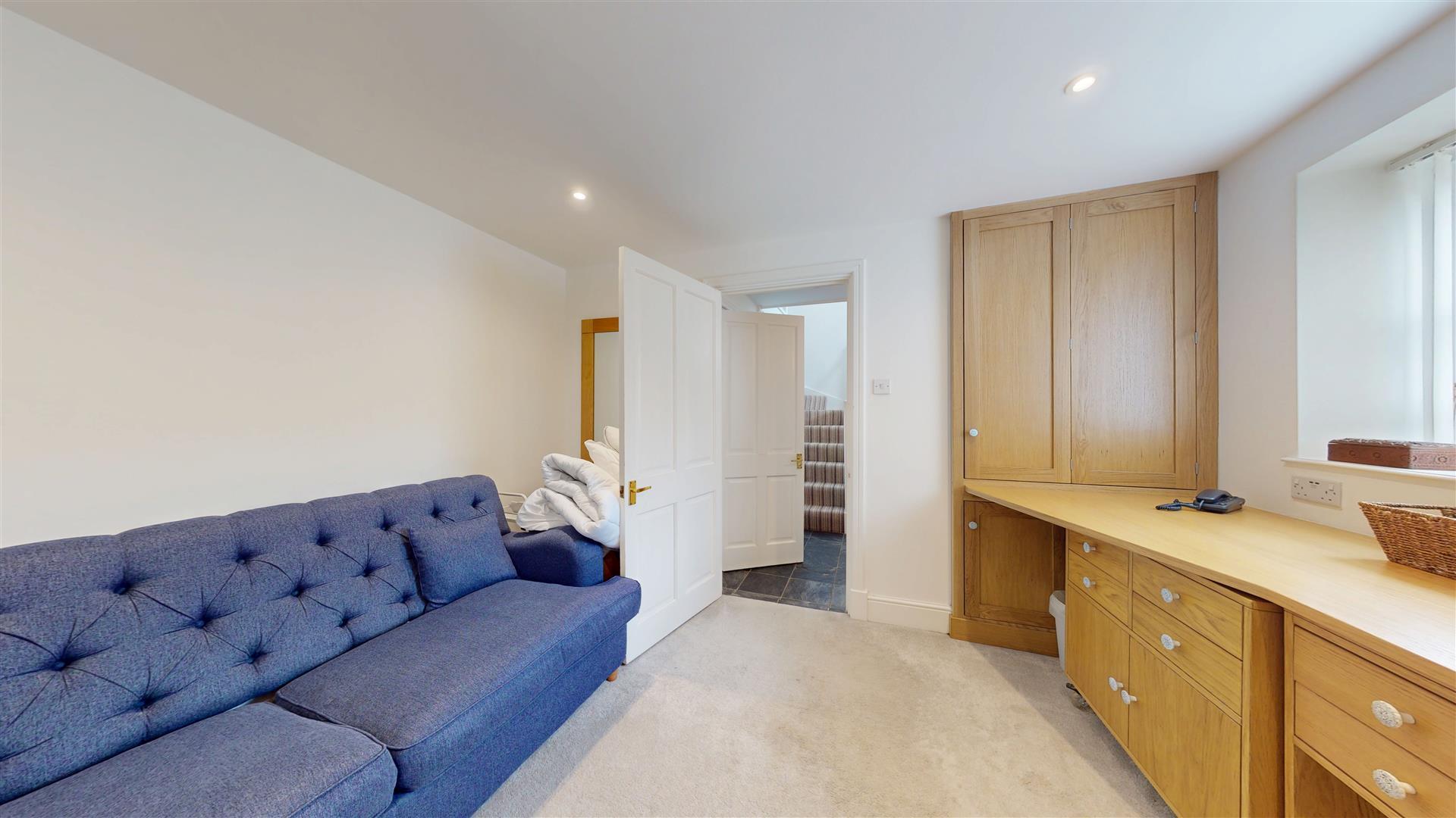 Property Image 0ccb5d30-1549-45f2-a331-1321a8375f24
