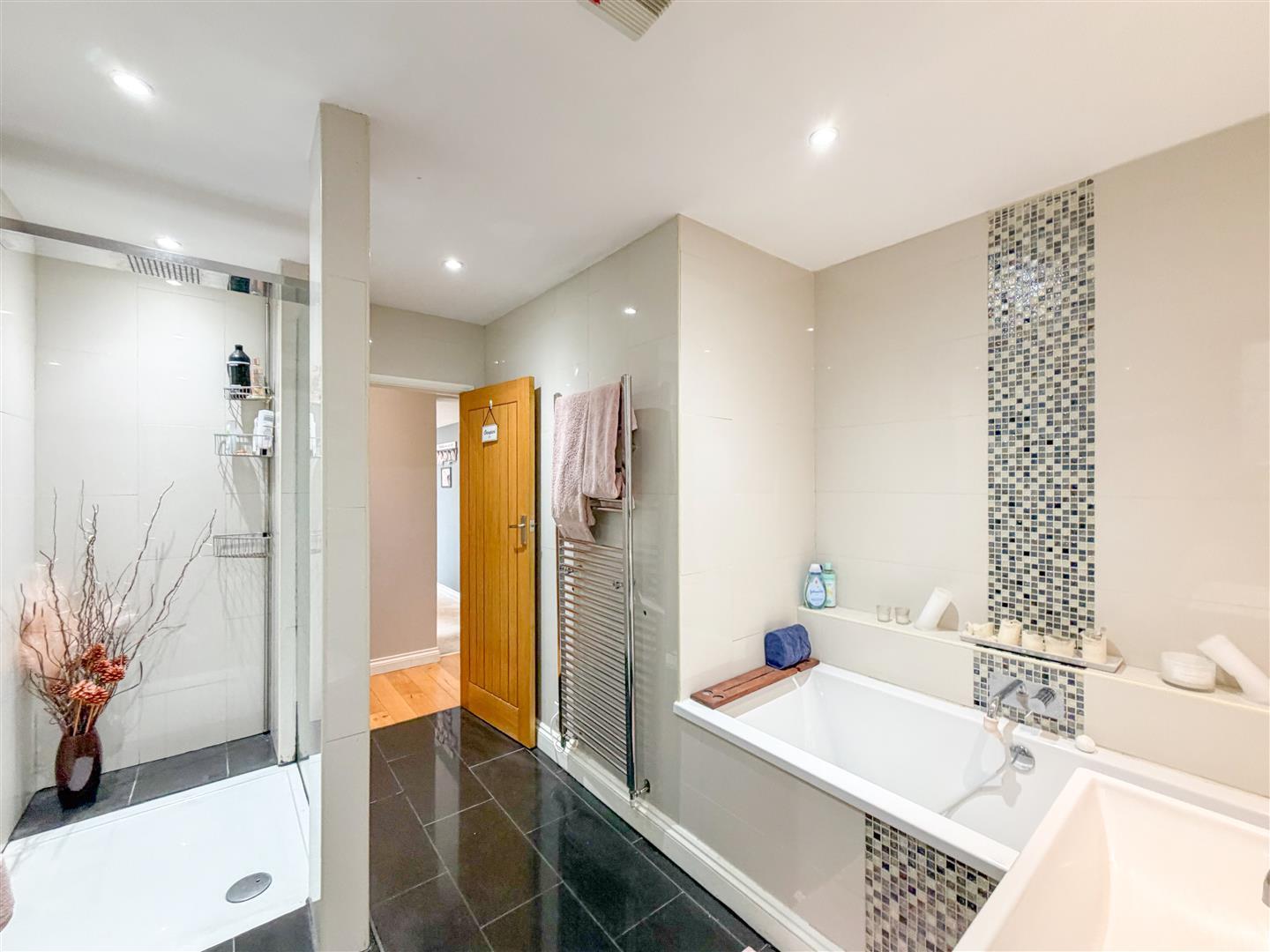Property Image 0cdb0a19-643f-4b55-ad2d-9bd38f520c5e