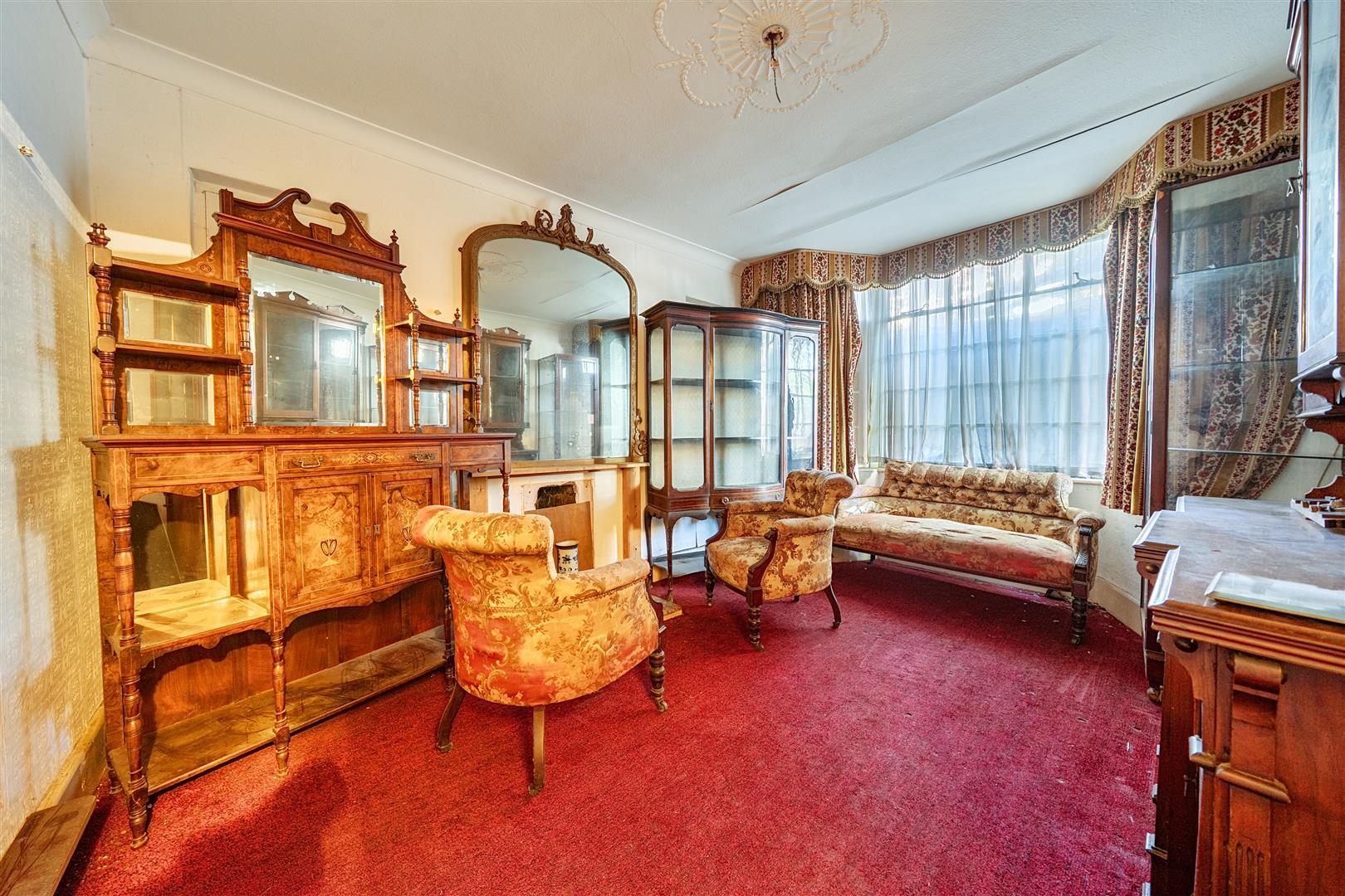 Property Image 0cf96d11-15ed-4412-9e52-12e33a5cace3