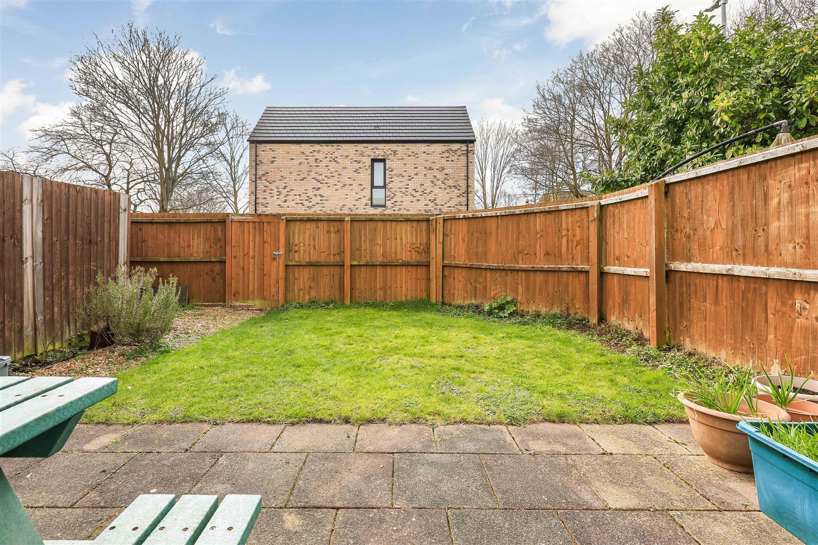 Property Image 0d003337-d184-4f1c-8ee1-360da4234d15