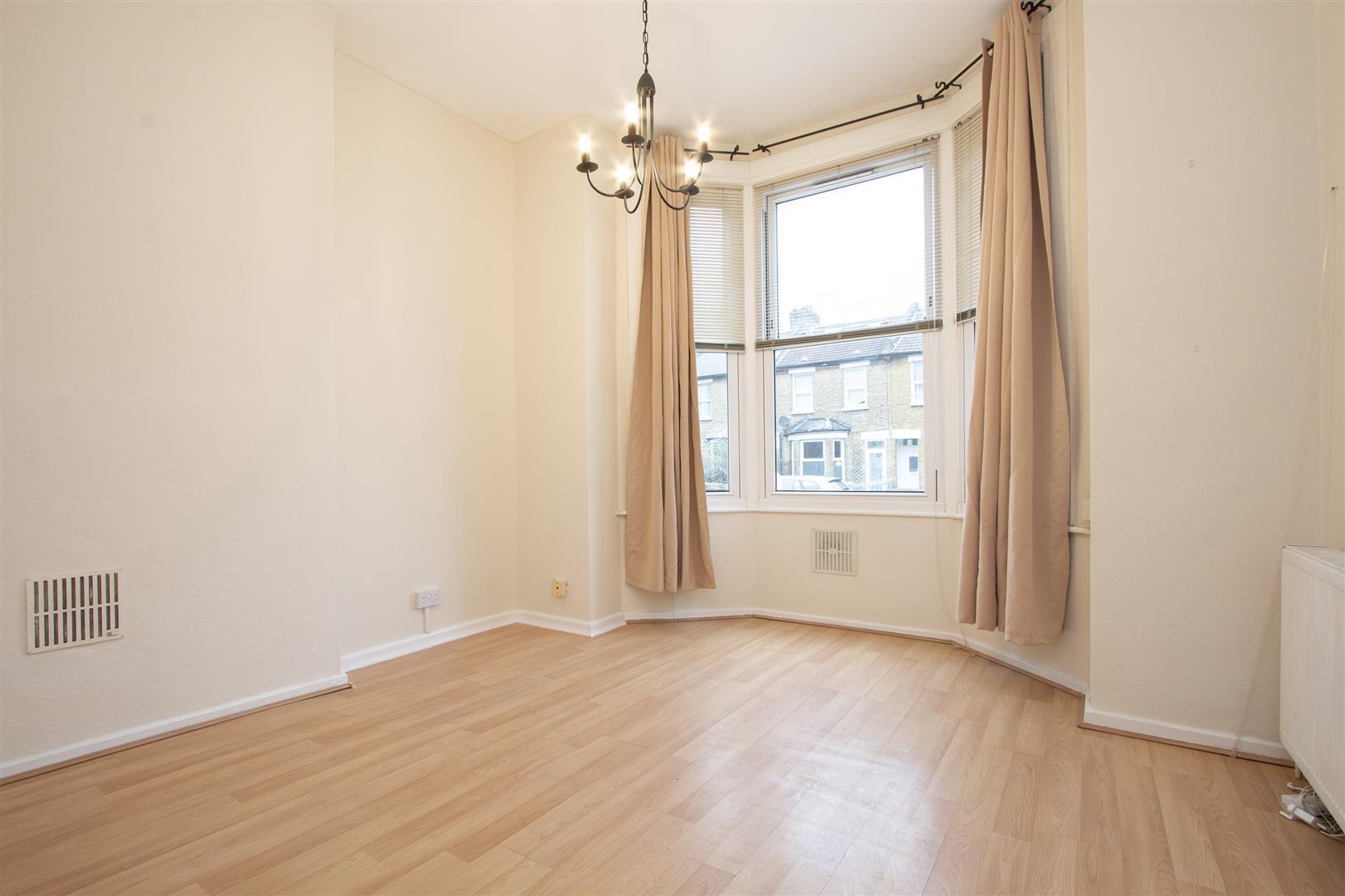 Property Image 0d03a6a4-8341-49ed-ba0b-e53833d41cac