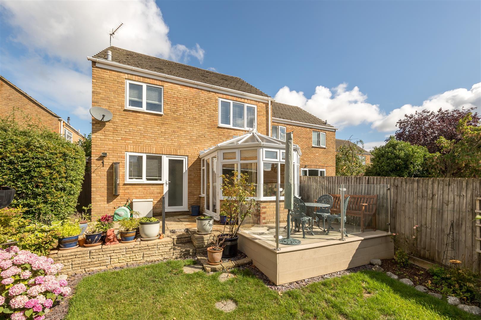 Property Image 0d046114-7f58-4117-8861-9075e561bdb9