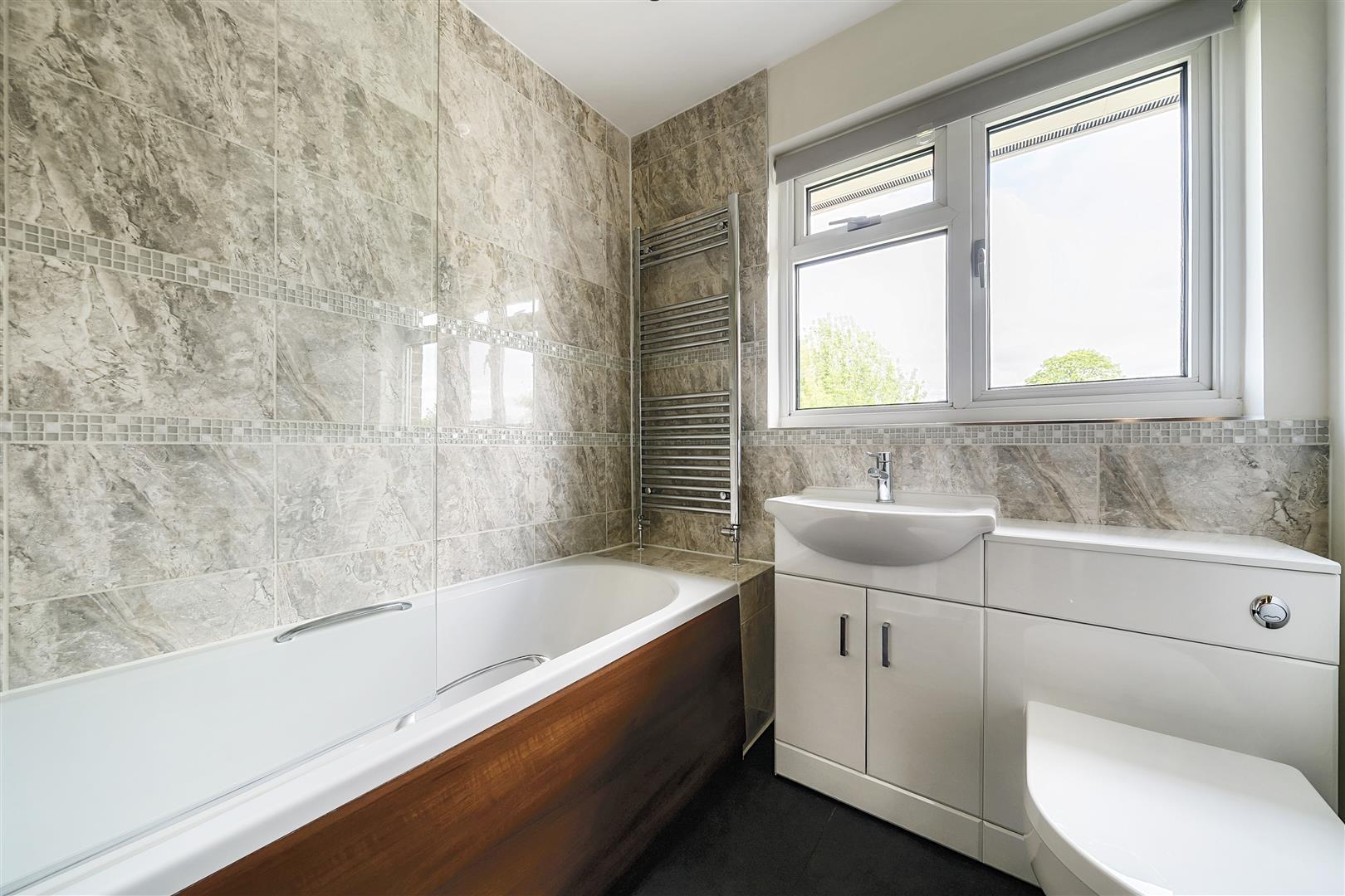Property Image 0d17b18e-075c-4f31-a5ea-a172033dfa32