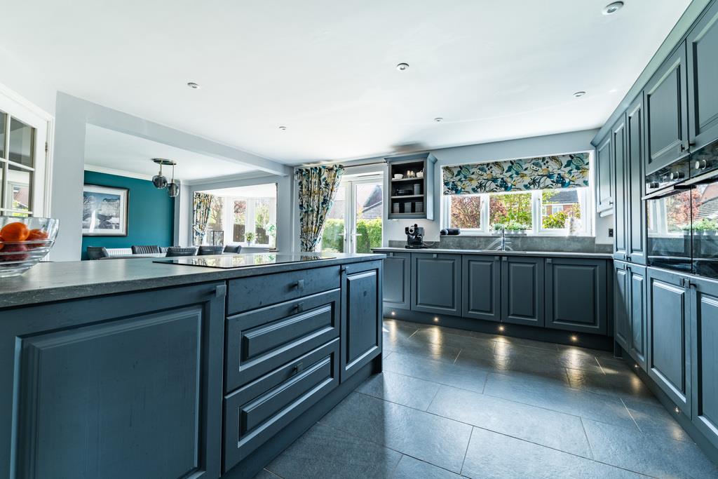 Property Image 0d1ba872-0193-4f88-b46f-052b7fb88935