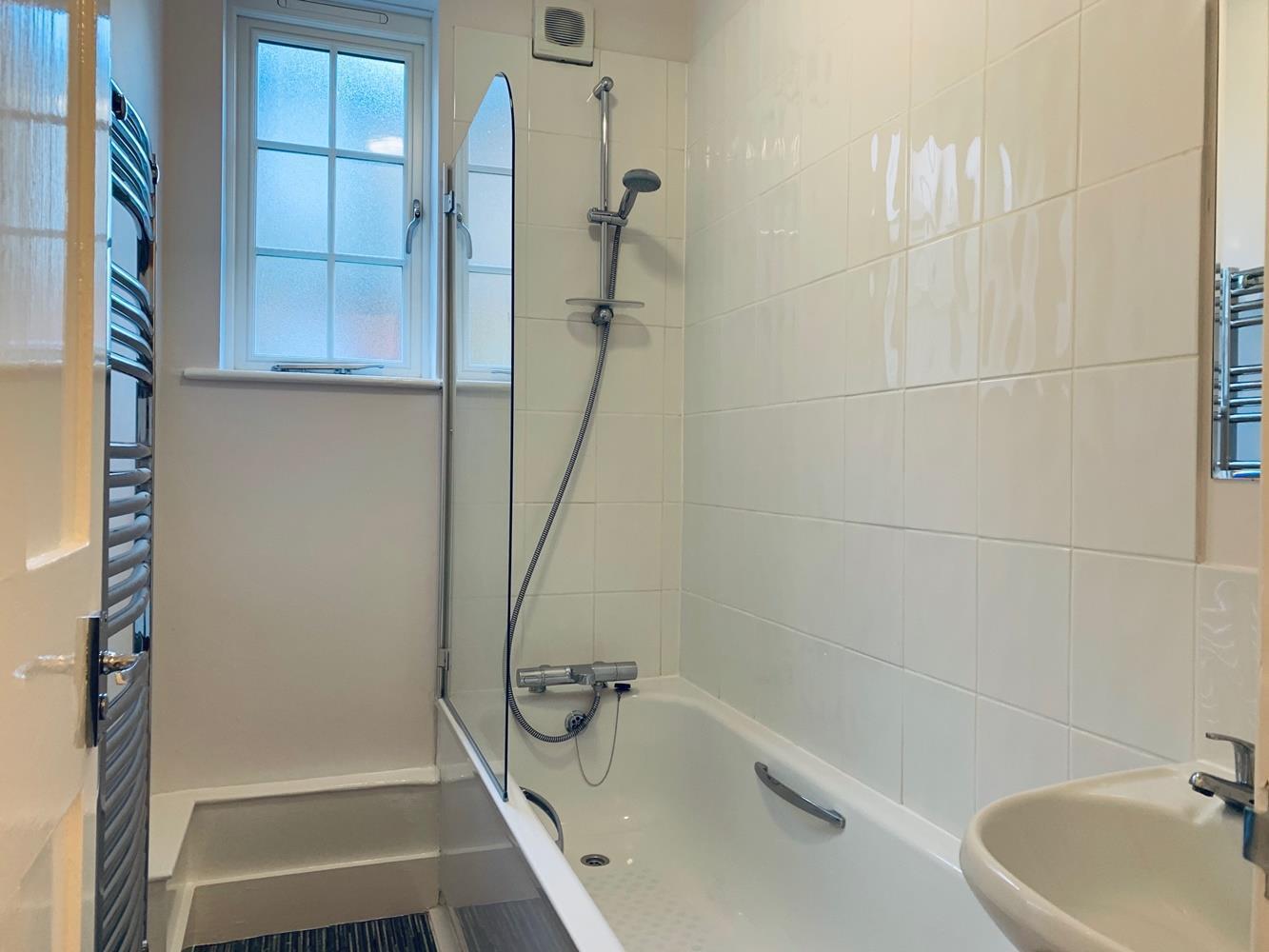 Property Image 0d2c8a0d-1e01-4e4d-a801-37243e684286
