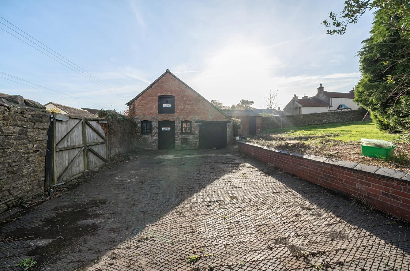 Property Image 0d314e08-ec41-4aba-960d-b0a62e571c7d