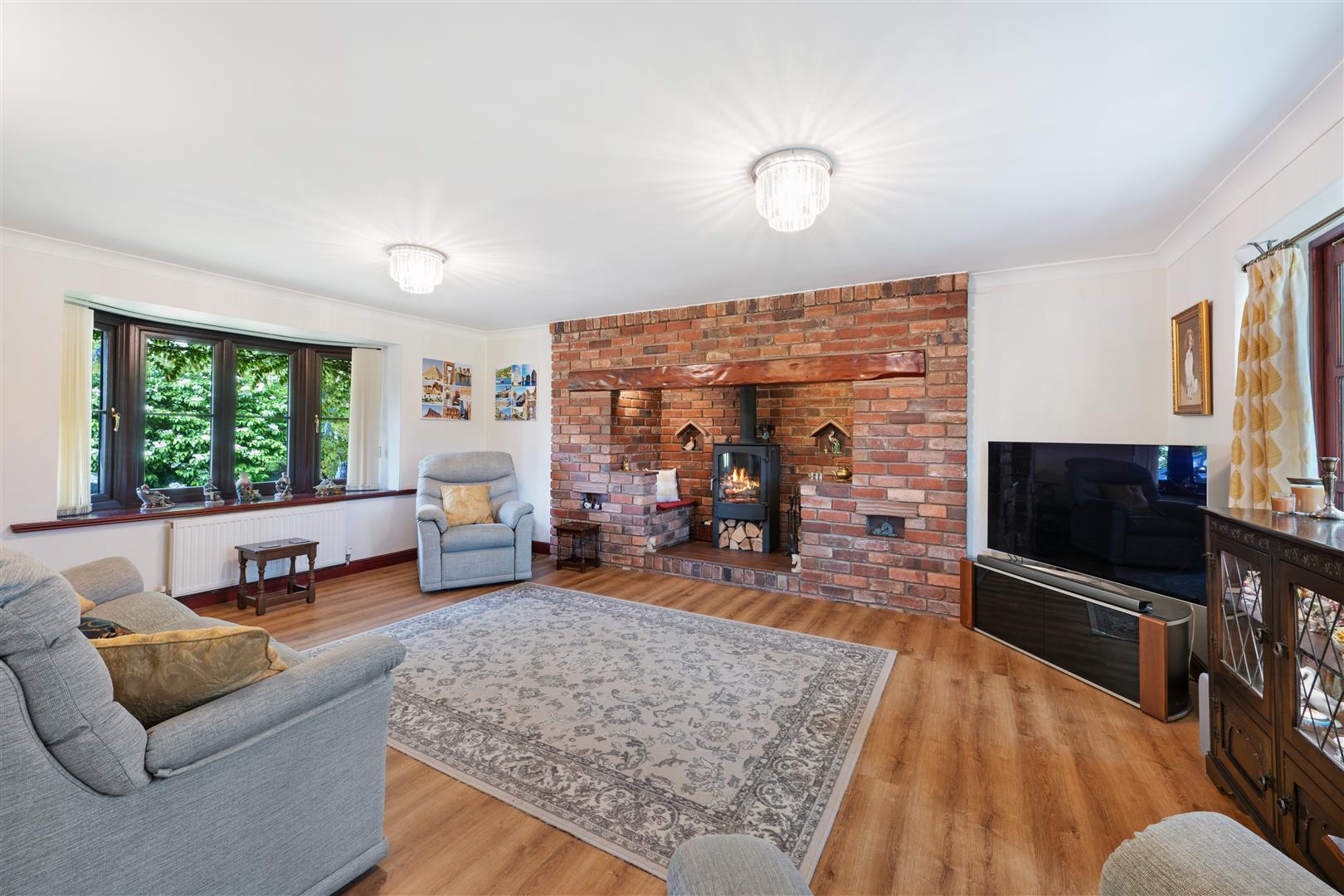 Property Image 0d349157-37c8-44cb-8337-471add498e3c