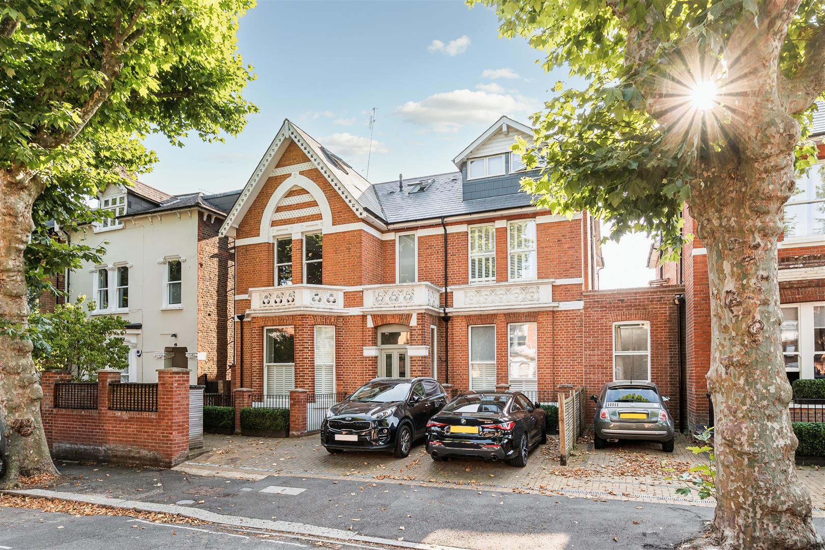Property Image 0d3e8632-5968-4df3-9813-f658d4ef099c