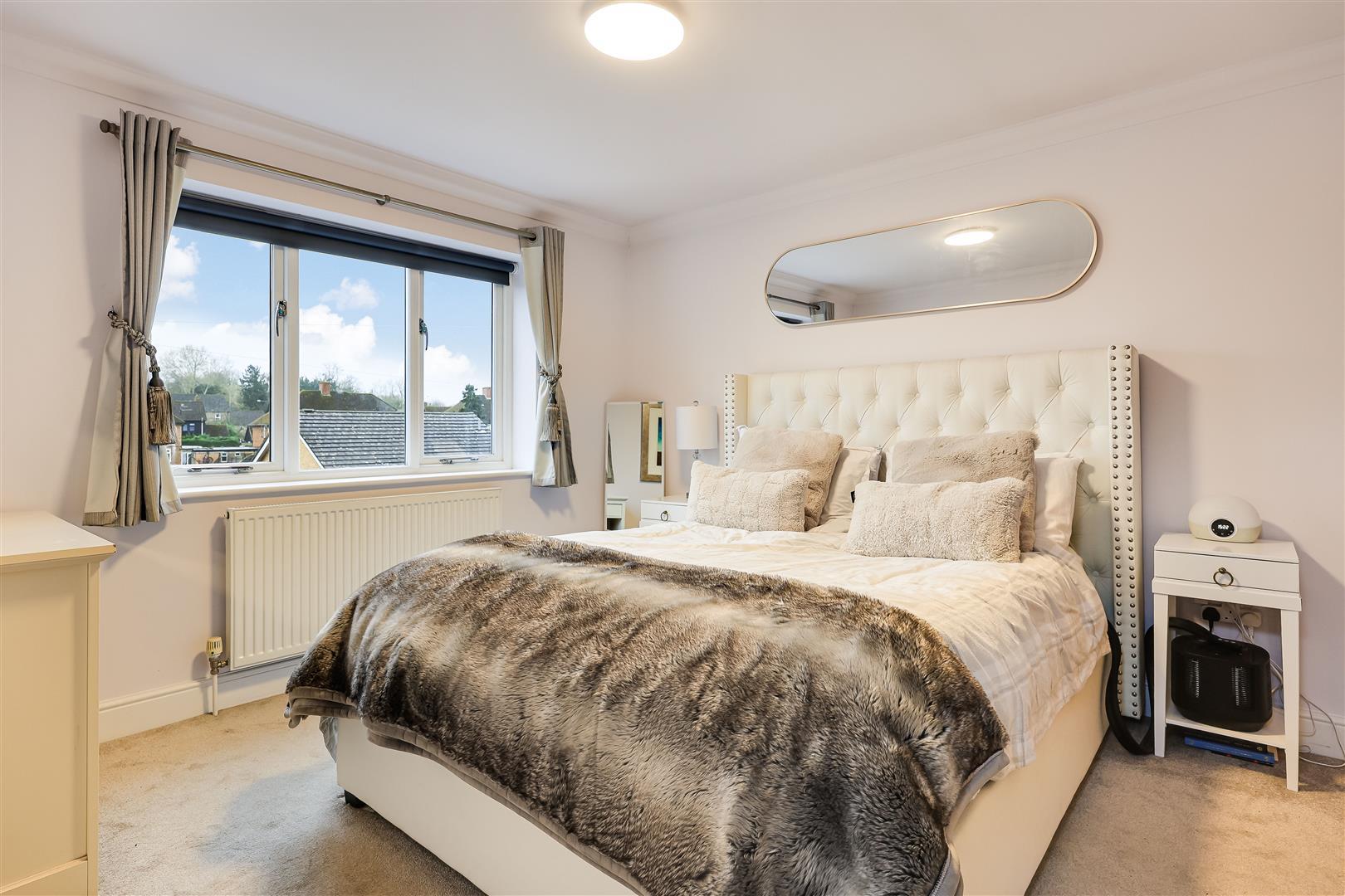 Property Image 0d412d38-b5c2-4a97-8c24-3770d312f22b