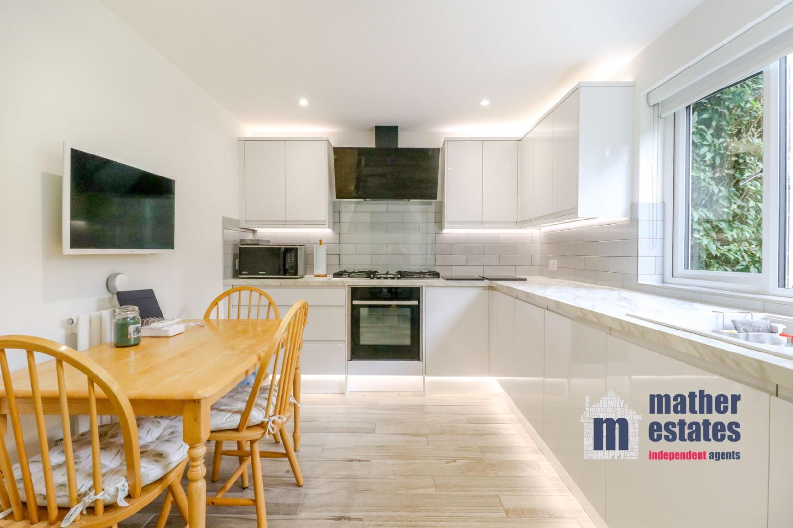 Property Image 0d433ed7-fd66-4ceb-8863-454dd7e2153f