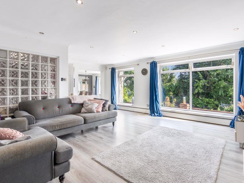 Property Image 0d473b44-f836-4e70-b922-2aa418d991f7