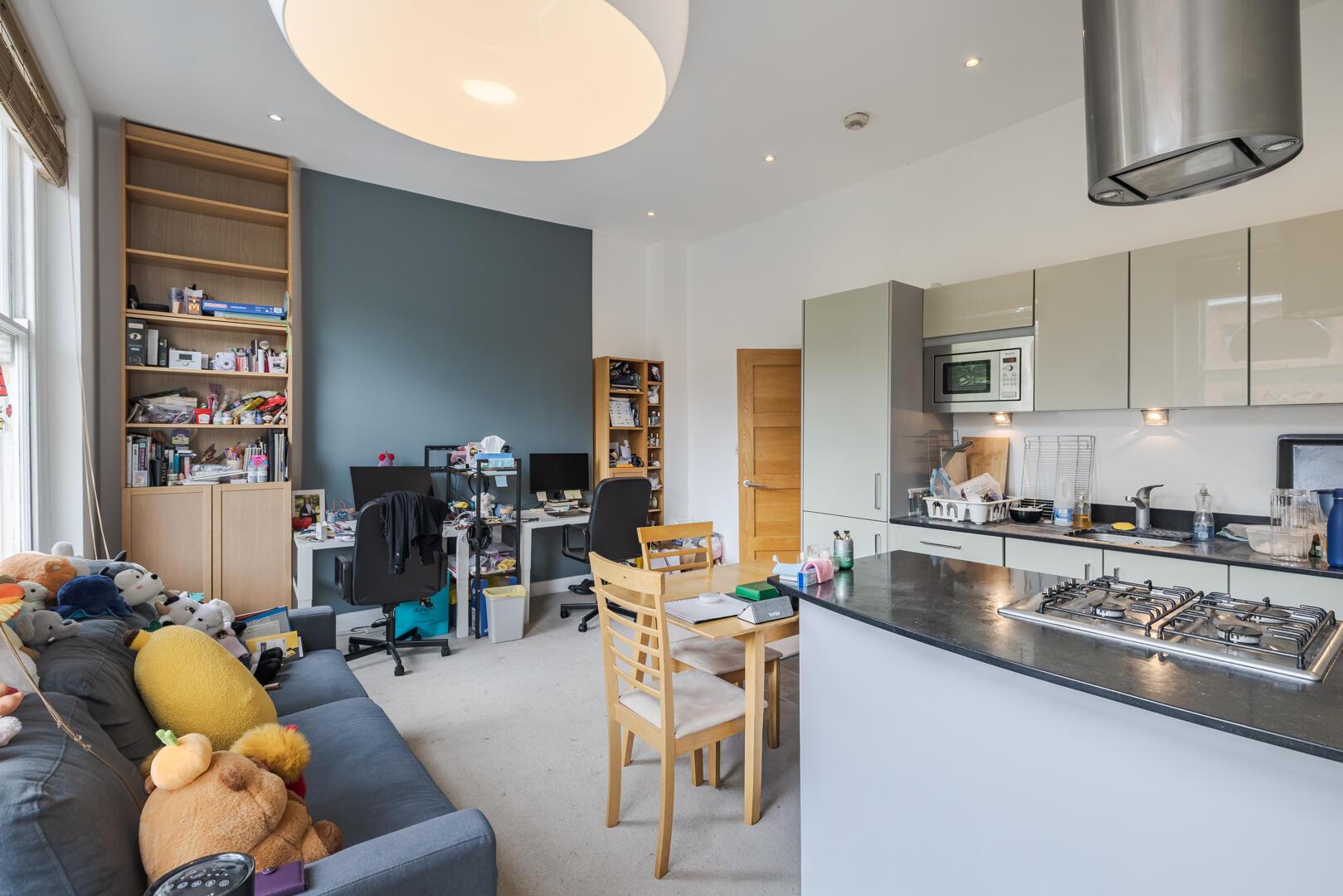 Property Image 0d484056-6920-467f-9b5f-3e11cfff0dac