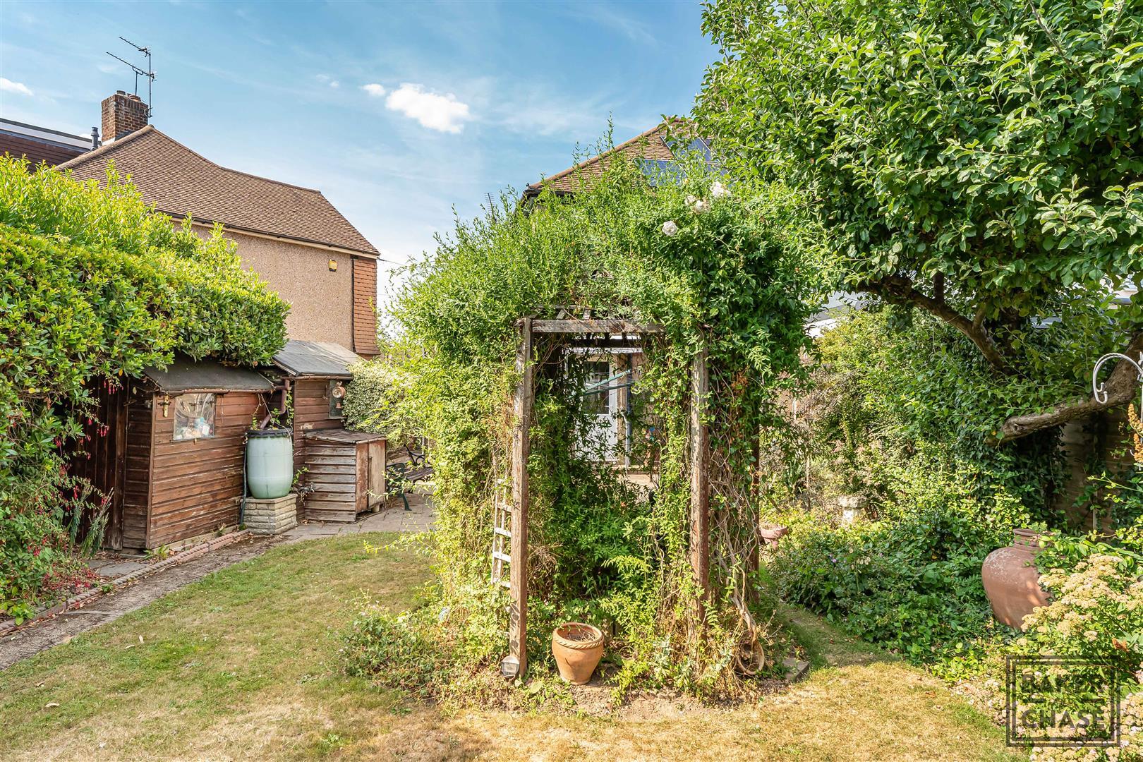 Property Image 0d48597f-31e5-4897-b3f2-2a26ffdc6287