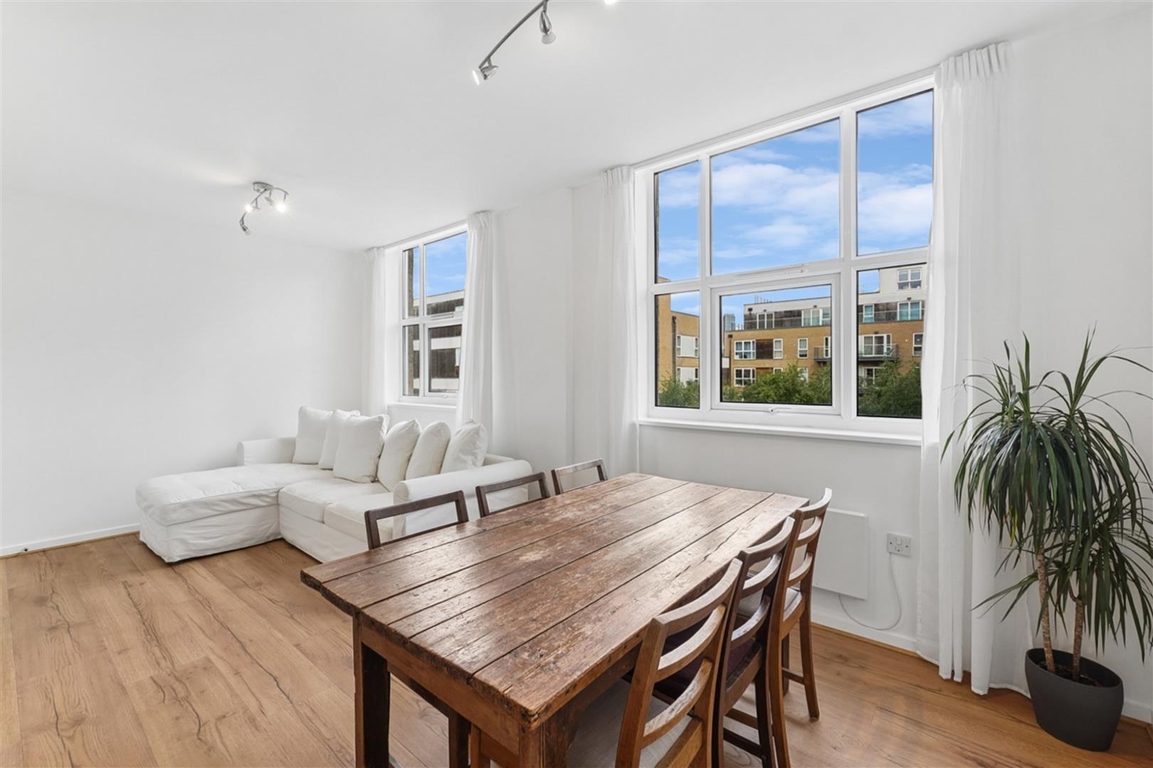 Property Image 0d4953b4-ef14-44d1-a0cd-cbb60512eb1a