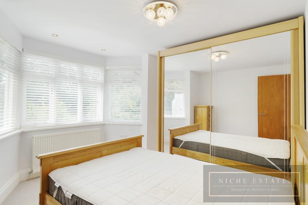Property Image 0d4e3925-d807-4f7a-b938-d3c929f49e1f