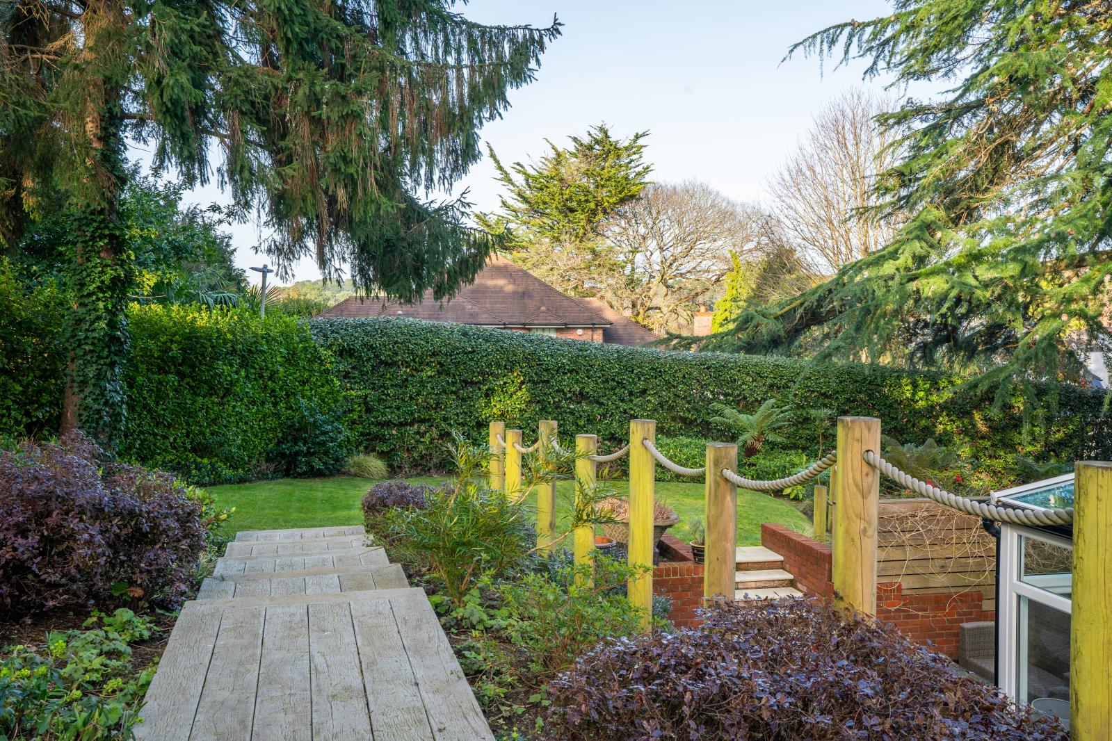 Property Image 0d54bf1d-ebc9-4101-89d3-f0cf0267e8a2