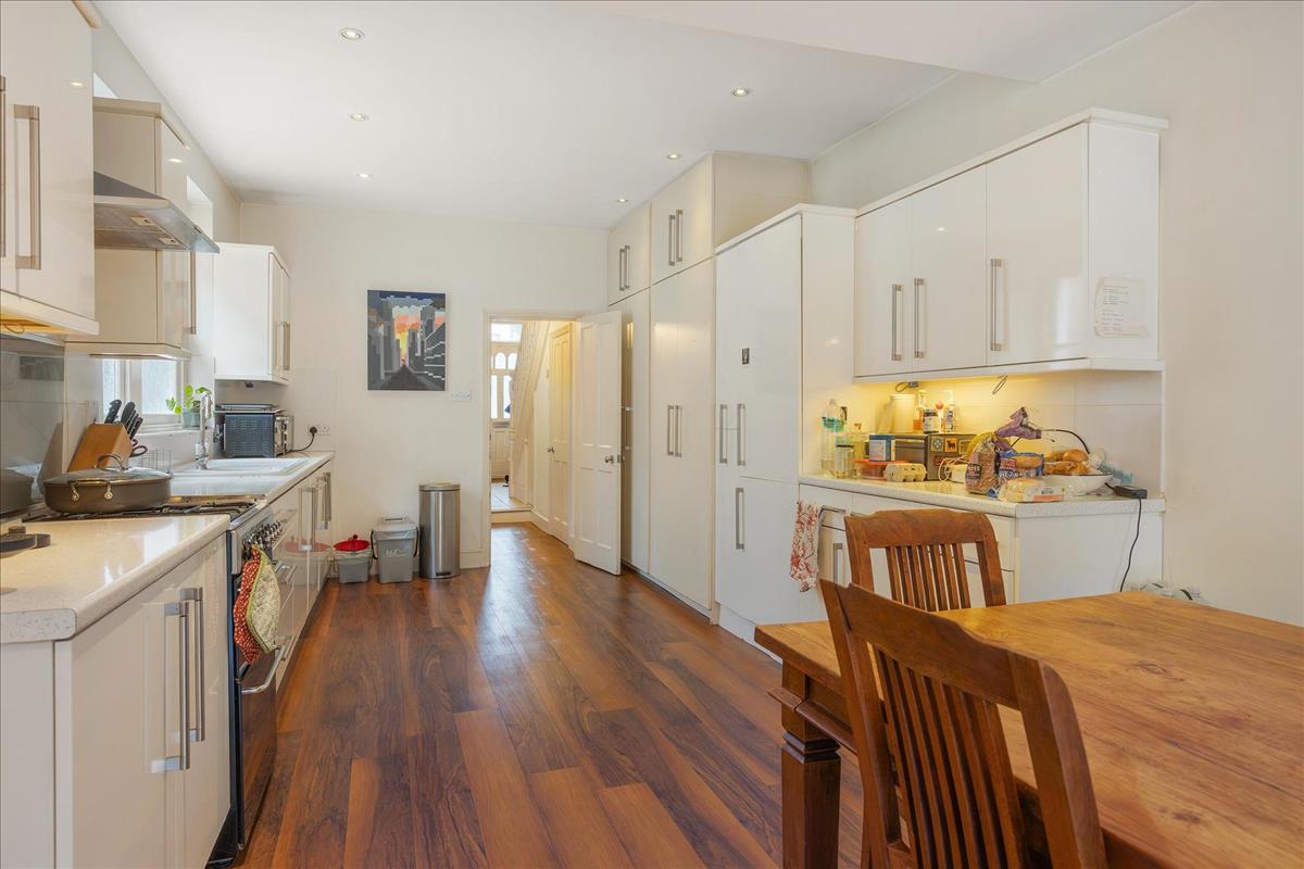 Property Image 0d59346a-de41-4cd6-828f-876450f3b1c2