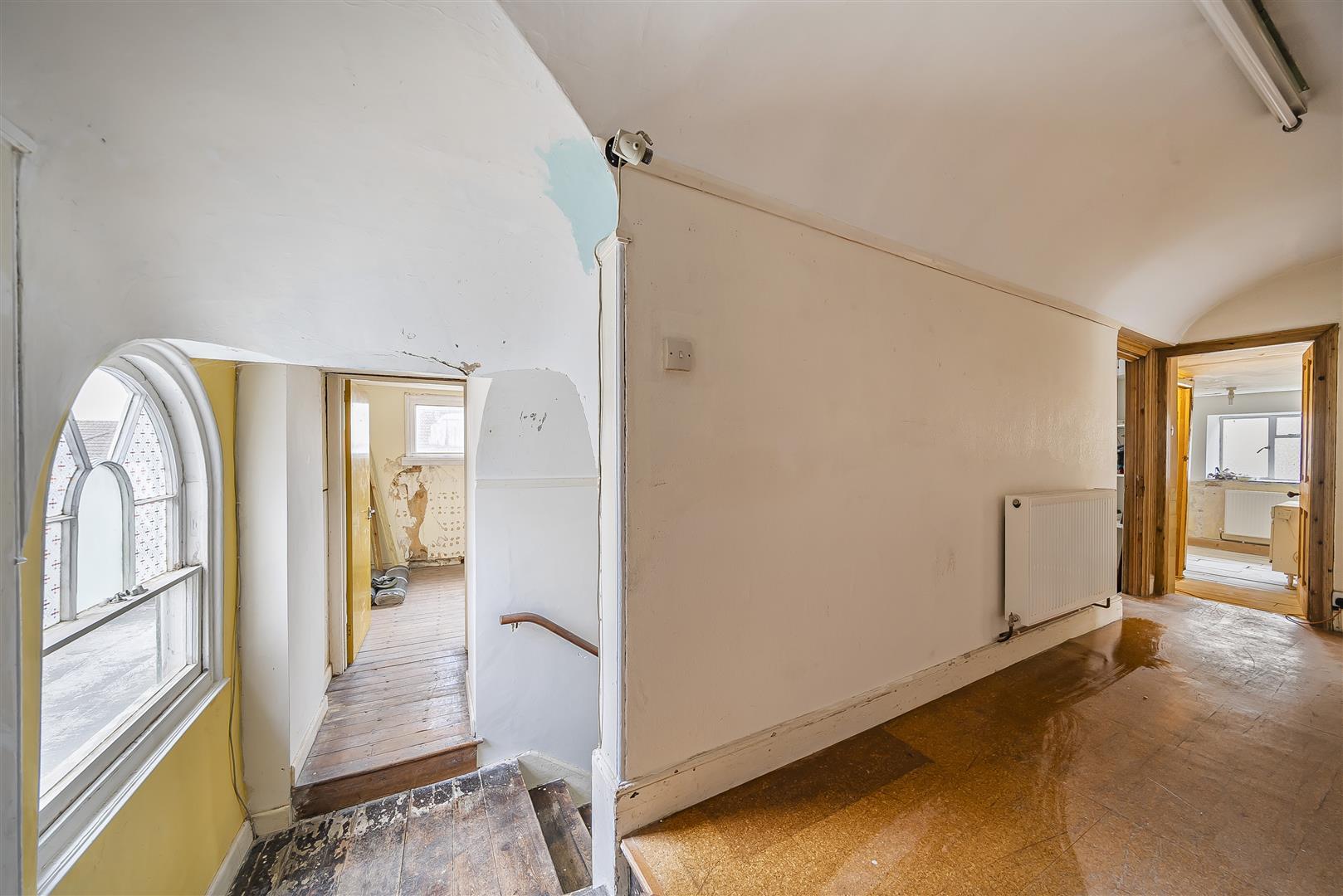 Property Image 0d5b64eb-8aa2-4ca2-8b10-2918879ecd8c
