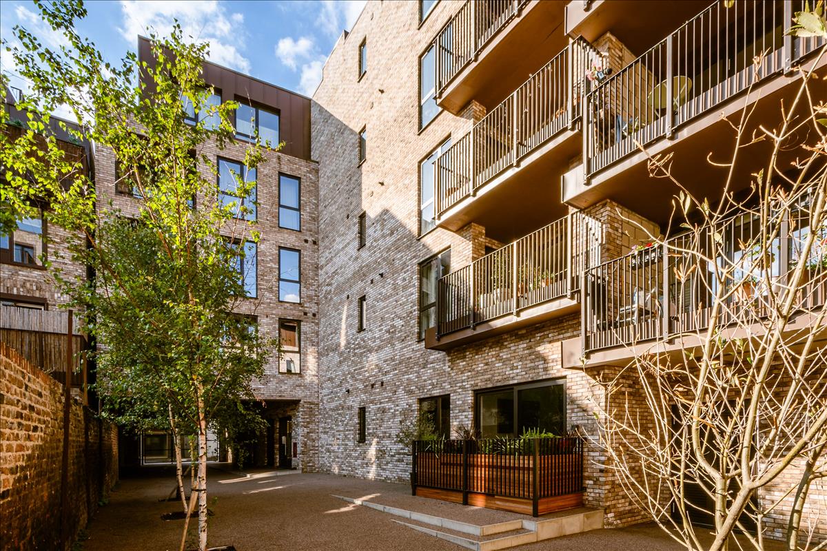 Property Image 0d5f9437-01ee-4141-b79f-1552119d9937