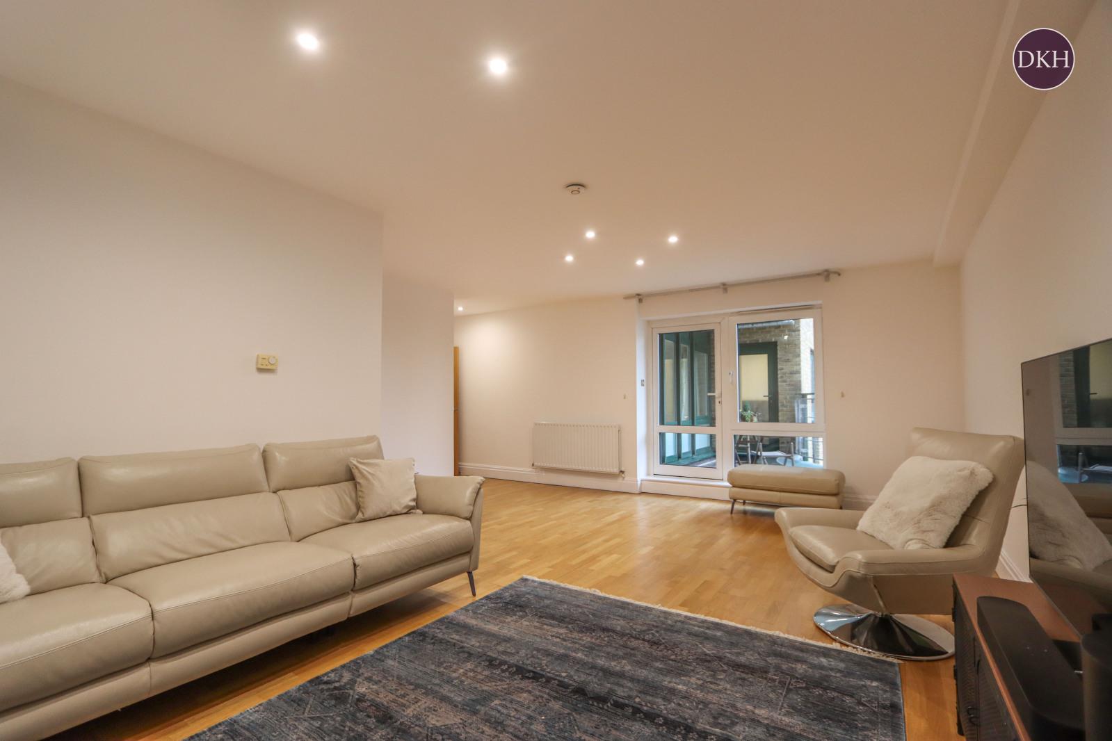 Property Image 0d644ace-203a-453a-b54d-f43f3ff31877