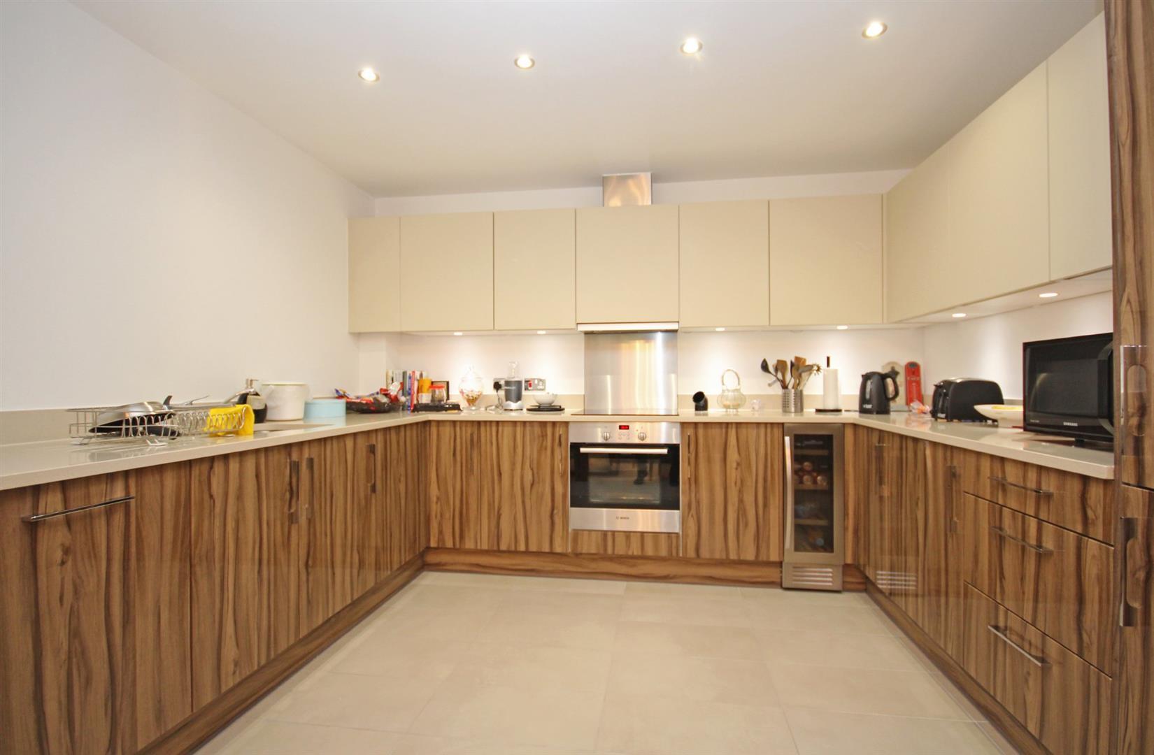 Property Image 0d688805-e56e-4e8a-95c0-792bd63a2903