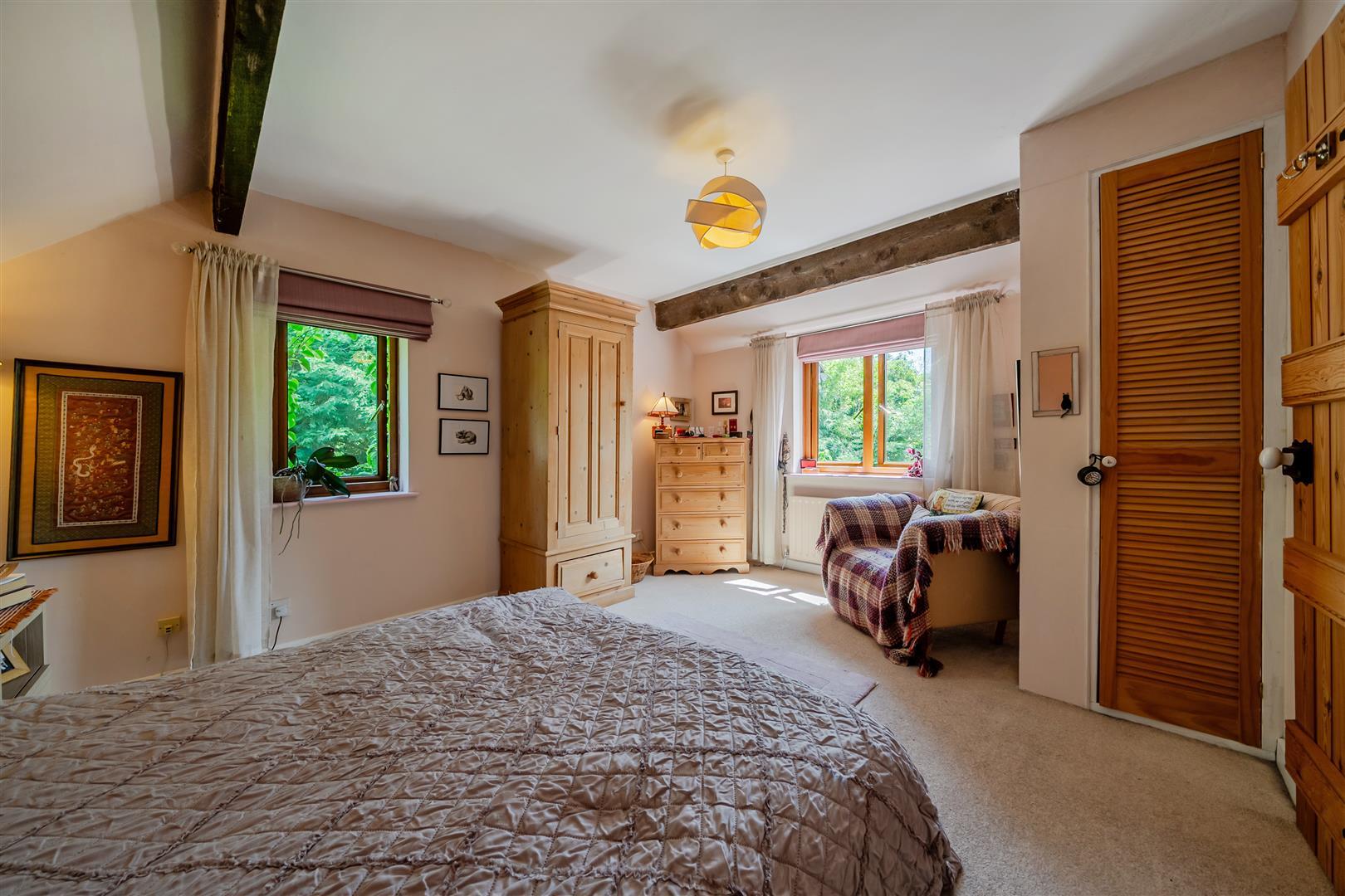 Property Image 0d6c51e9-f404-46f5-98e5-01fc44a0c6fd