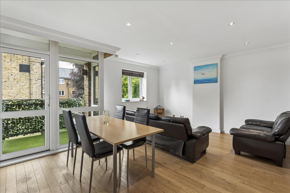 Property Image 0d72572e-dd3b-45cc-a679-92882e69d398