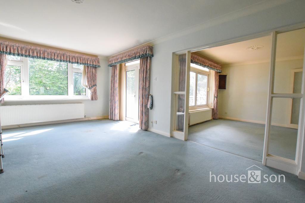Property Image 0d77b255-d151-4930-b436-9f7b7df85038