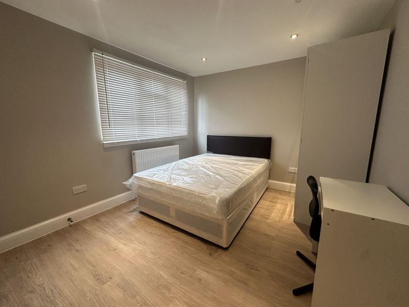 Property Image 0d7ed575-2625-40d0-8d6b-6516712d5cfe