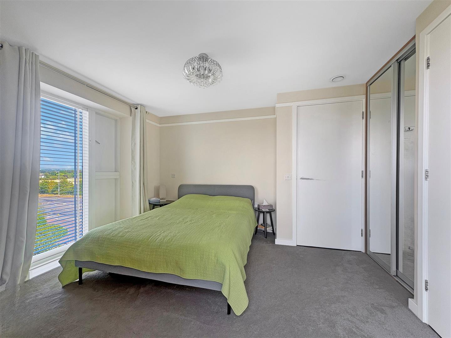 Property Image 0d82b4ea-3f48-4e0e-becf-9efd0d9af581