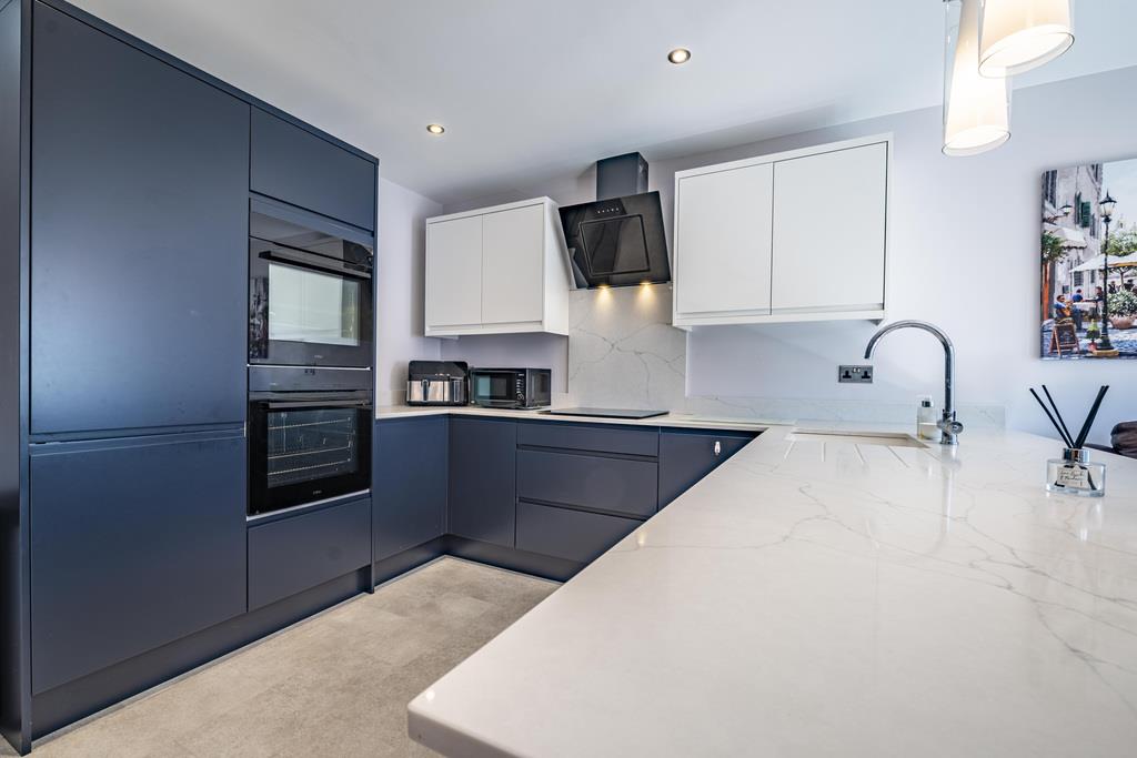Property Image 0d84ae61-159c-4751-aae6-486168478d71