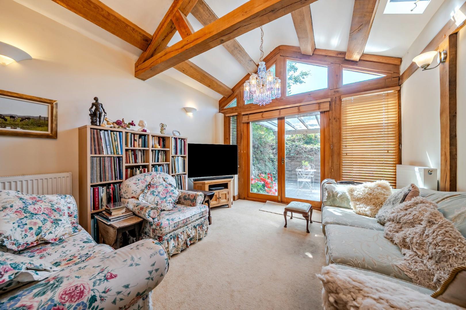 Property Image 0d85d1bd-10f1-487f-a6ed-84e0e1970de3