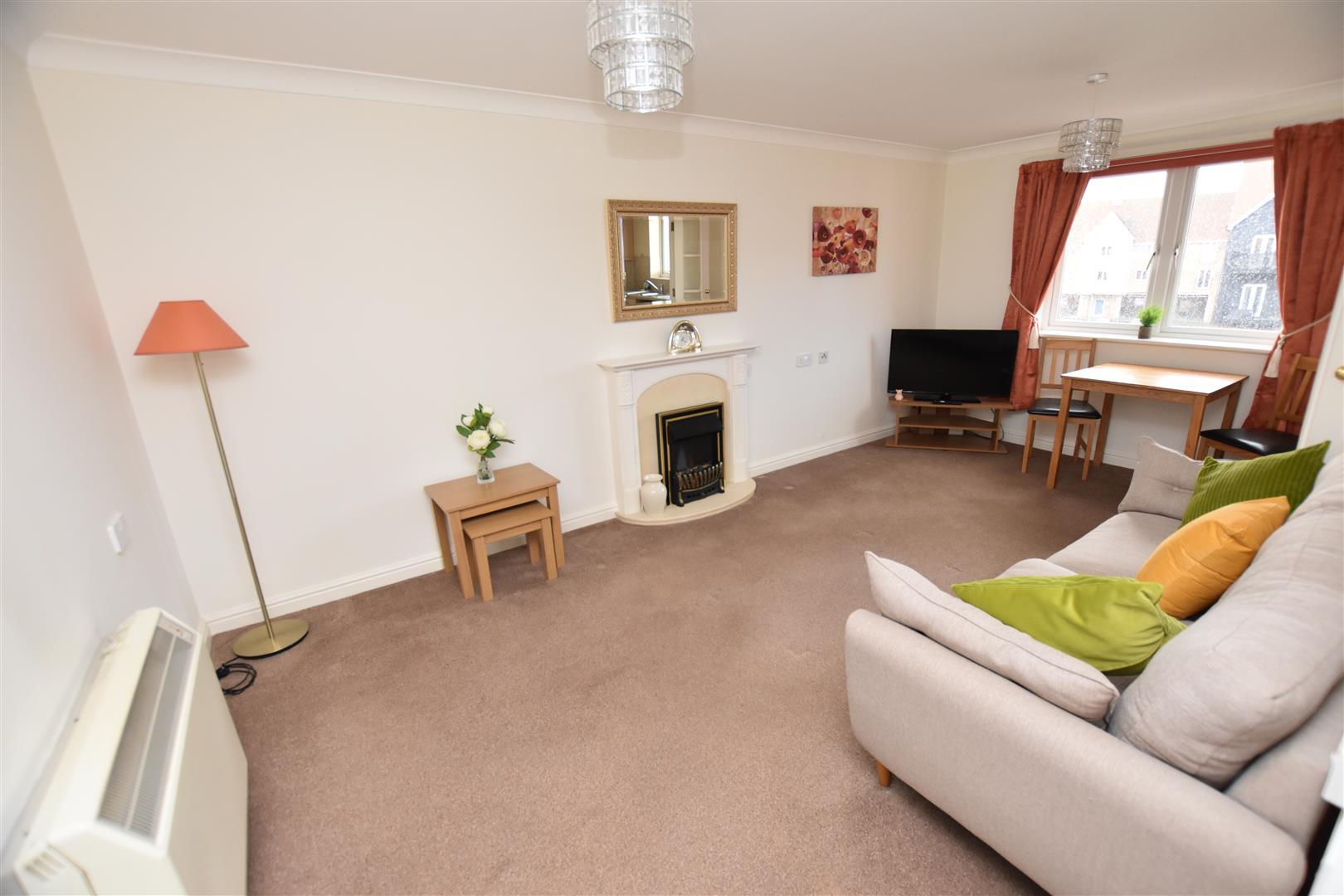 Property Image 0d875450-9ff9-49ba-9b06-c255c9e74324