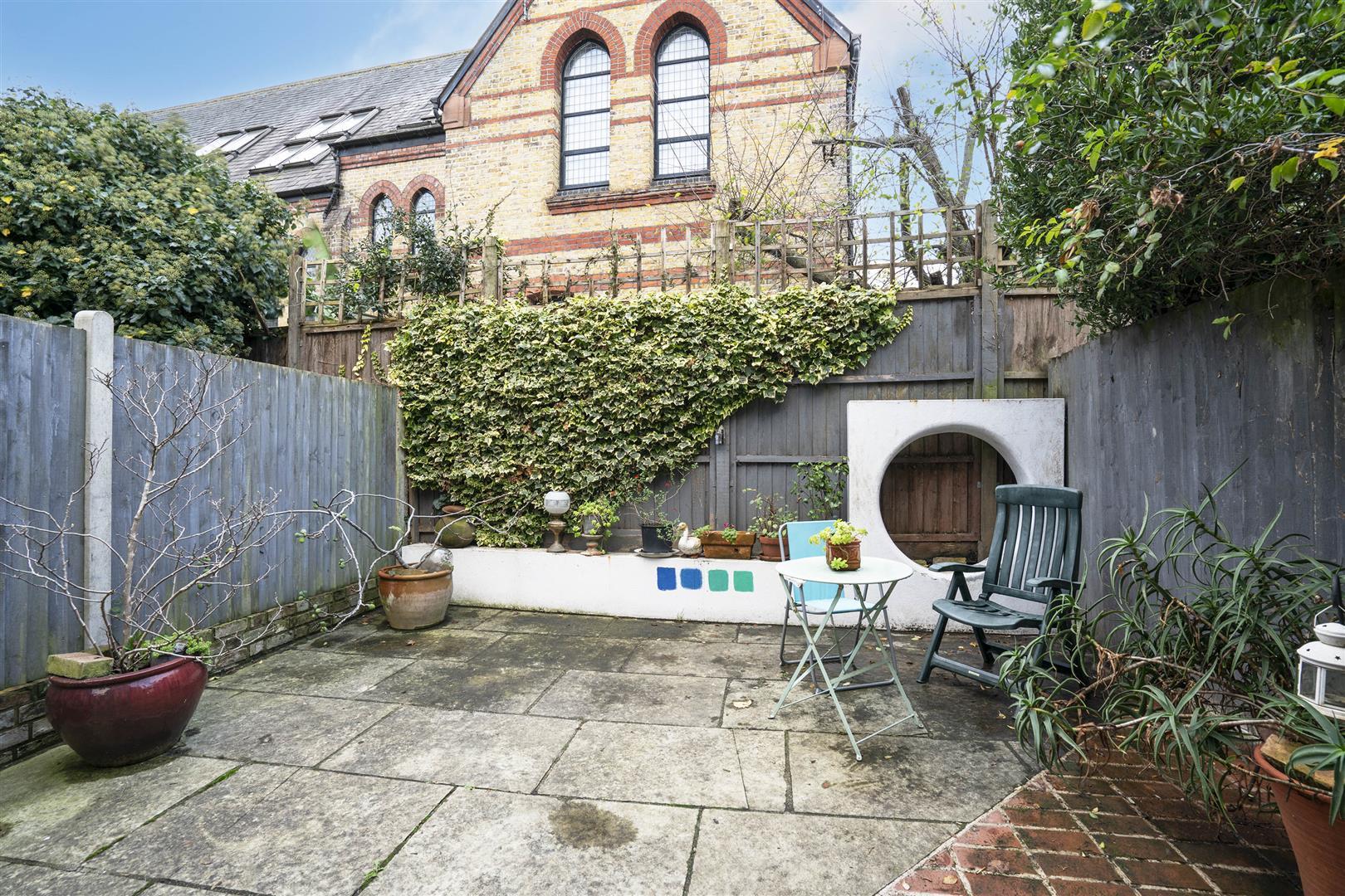 Property Image 0d90c162-ff60-4c49-a597-d4a543e47b87