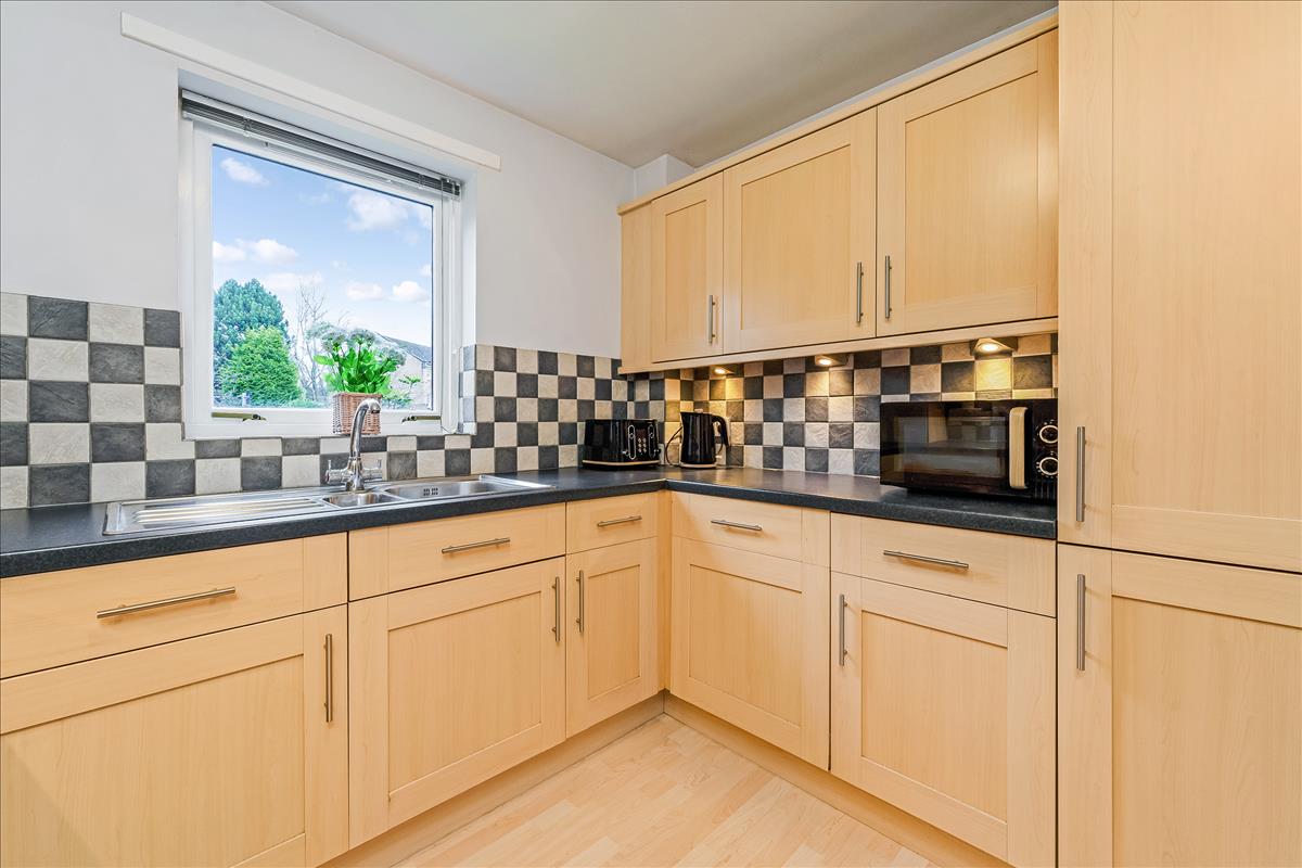 Property Image 0d9667f3-b73d-4c32-b258-599d77c40b75