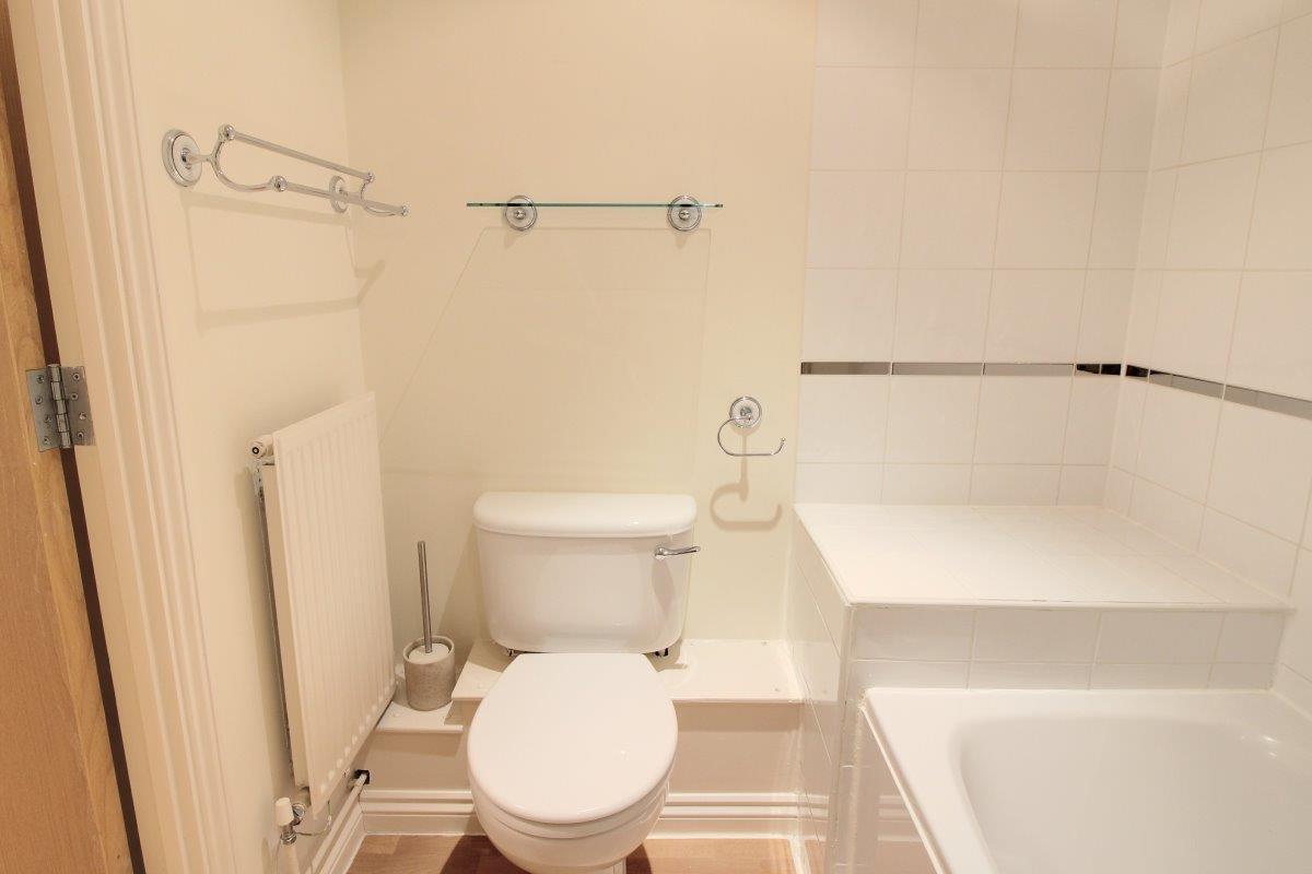 Property Image 0d983051-cfbd-47c8-bf49-498fb7f32c52