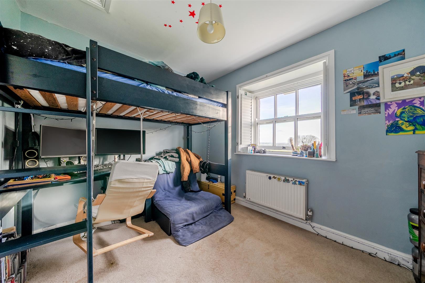 Property Image 0d98c82e-8550-49c6-8a18-4d83daf58e61