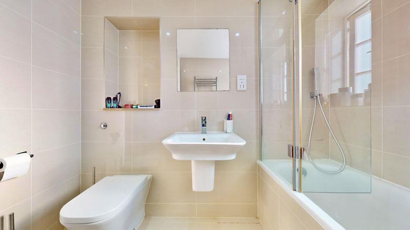 Property Image 0d9b018d-a924-4576-949b-d8421fd6d6b4