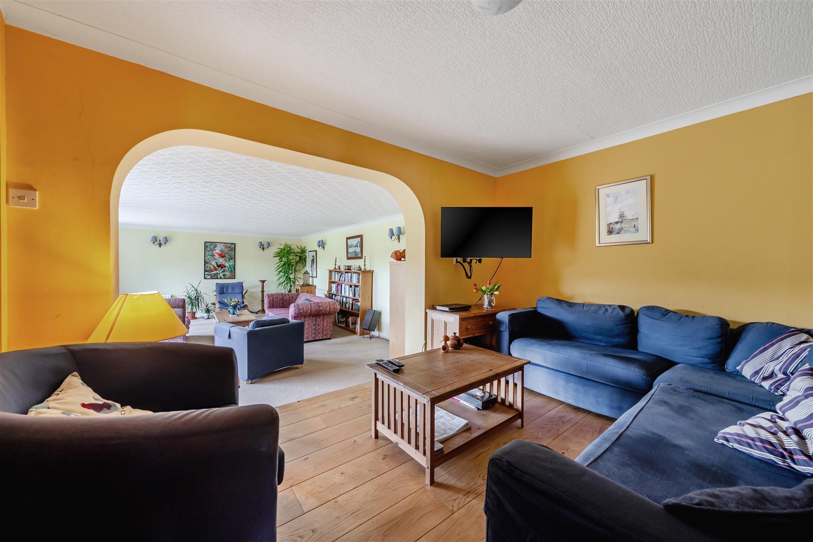 Property Image 0db35119-85da-42f2-8c41-39fda1d254e4