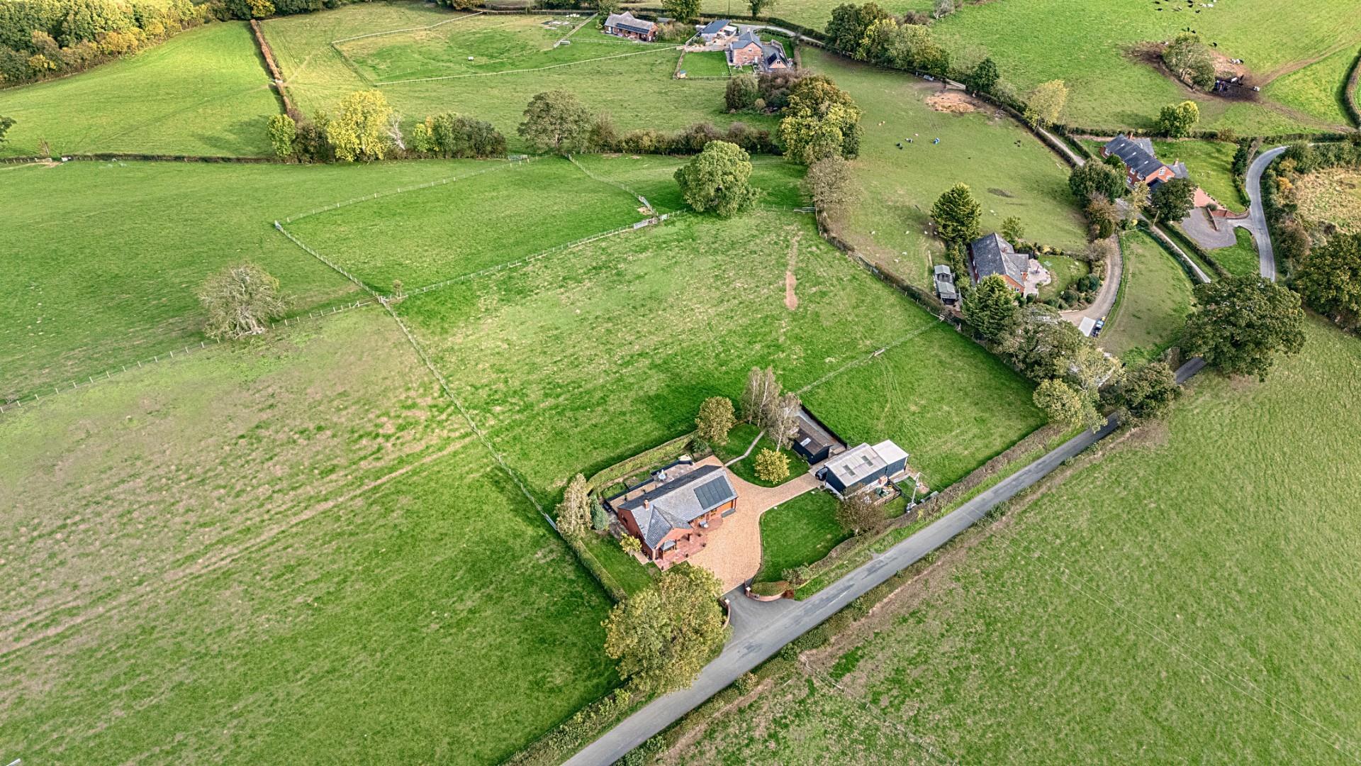 Property Image 0dbae52c-8403-4598-af8f-2df2c8a3e66d