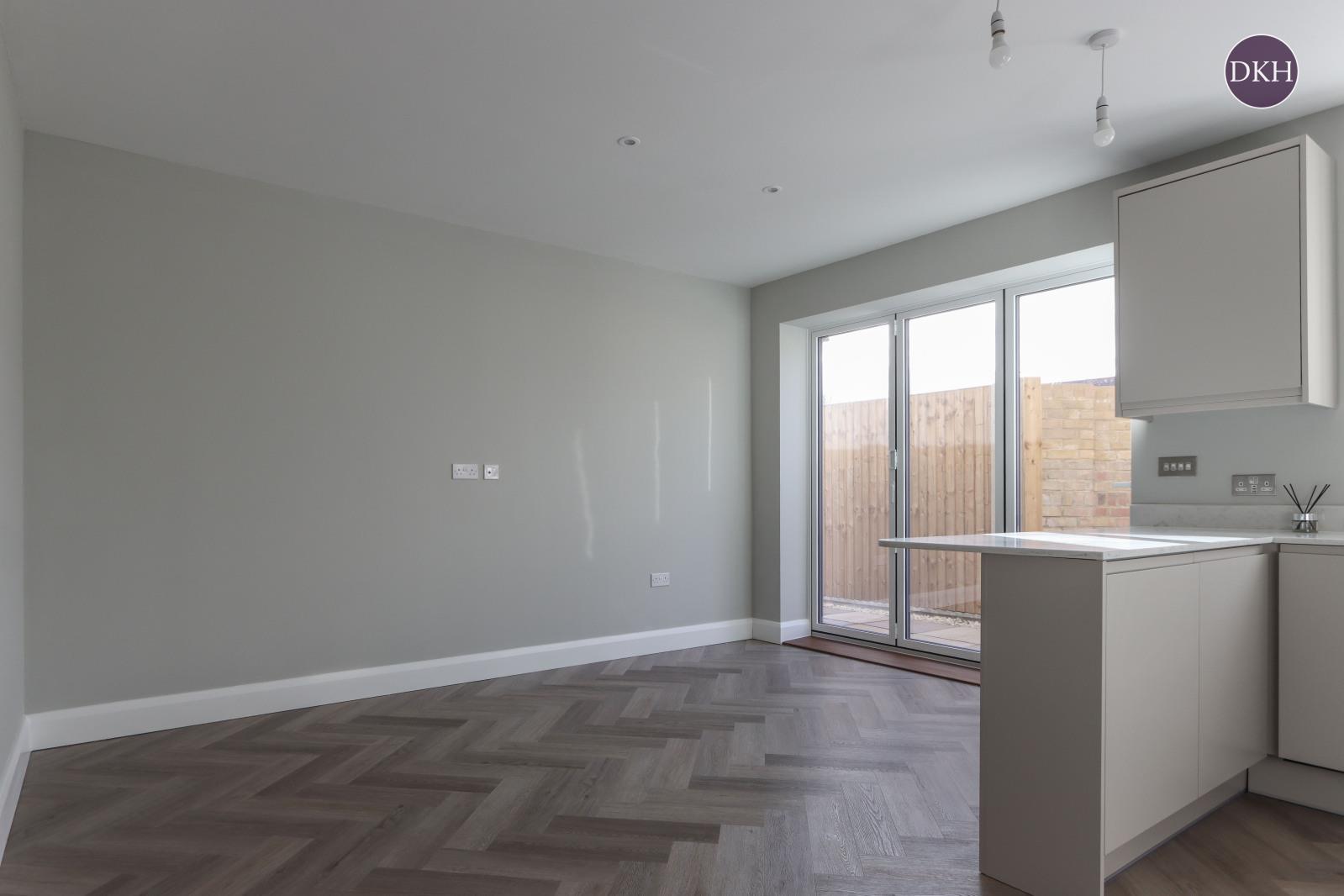 Property Image 0dc10a48-f053-4bf4-a5b3-76e3306af124