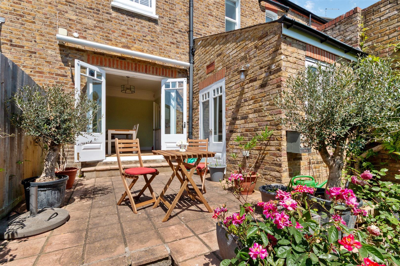 Property Image 0dd60519-75b6-48ea-a978-d0157c8dfaf9