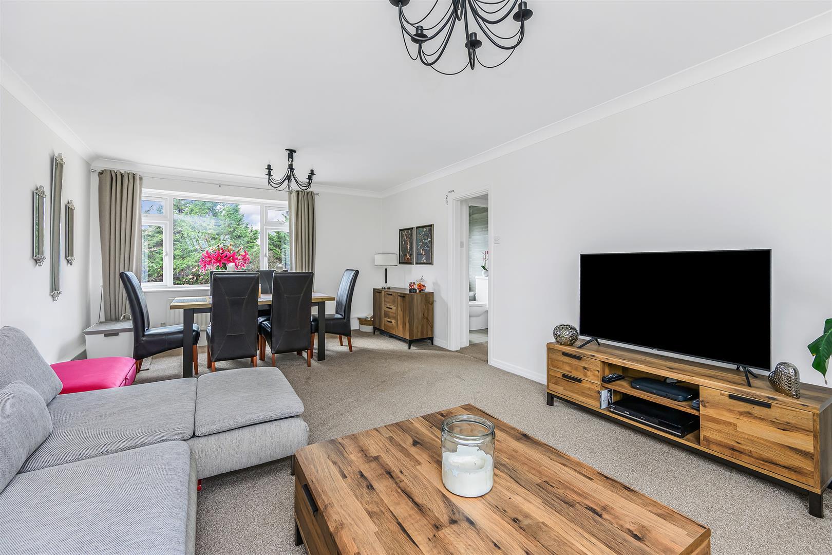 Property Image 0ddb2d98-3555-4ad6-aa55-8260f45eb869