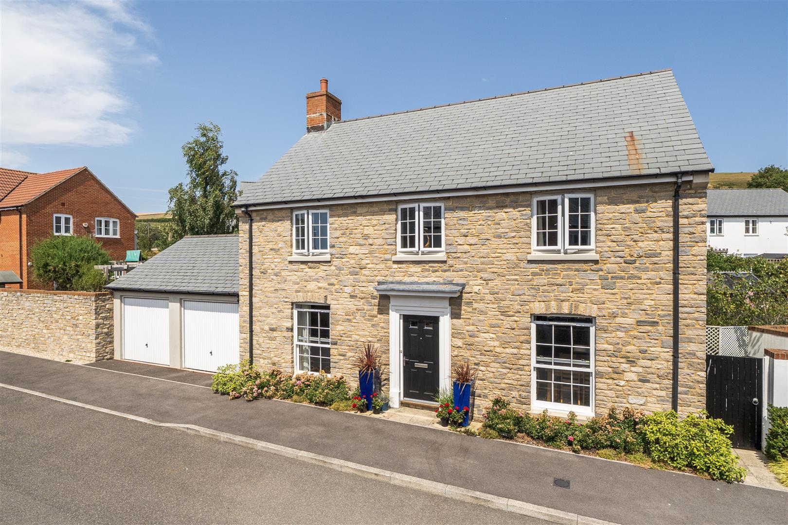 Property Image 0de0b246-0ec3-4e2e-906f-ad44461f4f34