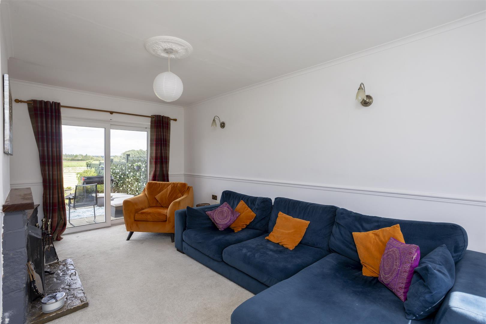 Property Image 0de27618-3521-4705-b349-29901b13ec55