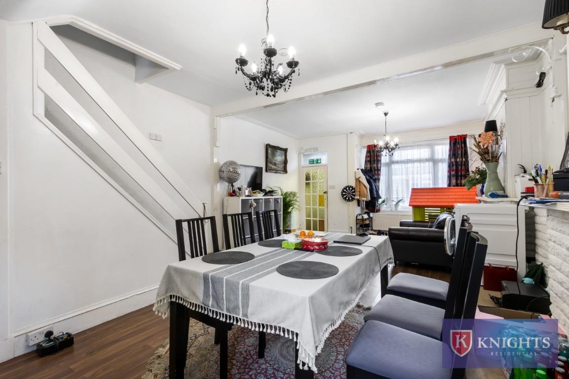 Property Image 0de3081f-1768-4134-aca3-8803c3e4c81f