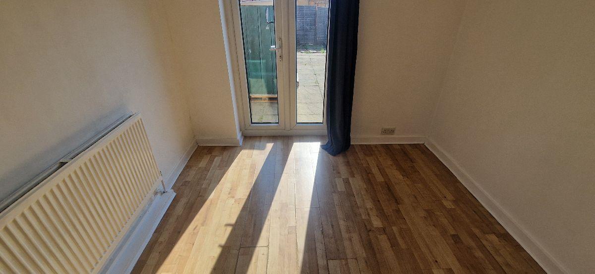 Property Image 0de474ef-3cdb-4a31-8f71-3690faec05cb