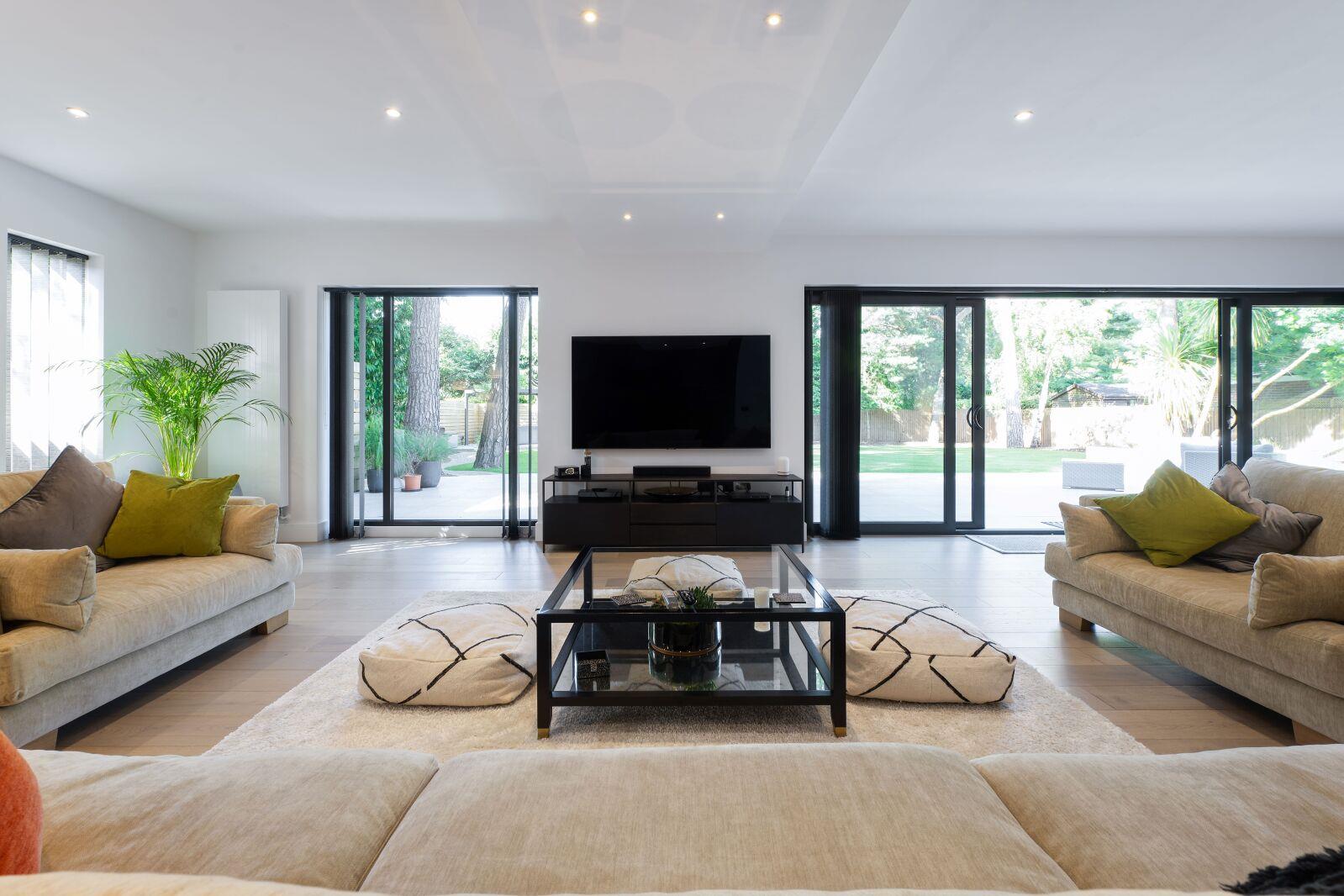 Property Image 0dfb8ef3-5944-41fb-96c4-94175a573ded
